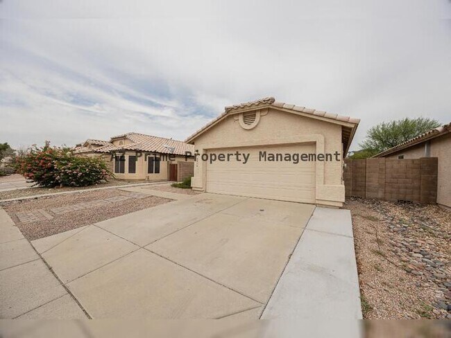 Building Photo - 5014 W Ponderosa Ln