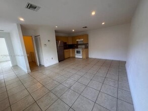 Building Photo - 3342 NW 9th Ave