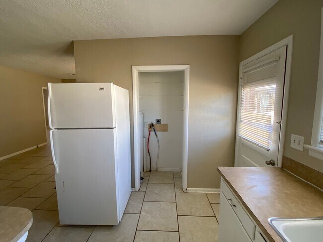 Foto del edificio - 2/1 Bath Bethany Schools