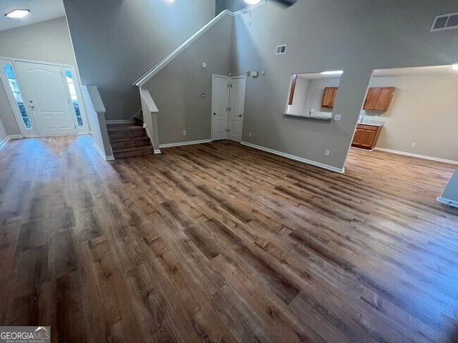 Building Photo - 95 Creek Way