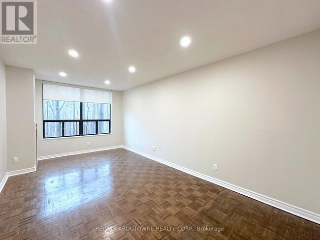 Building Photo - 17 Brookbanks Dr