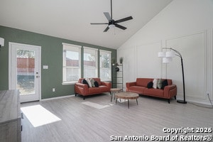 Foto del edificio - 4721 Whaler