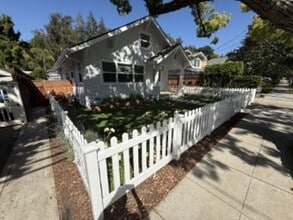 Building Photo - 111 Loma Alta Ave