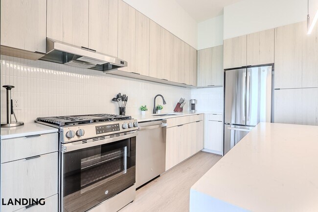 Foto del edificio - 2623 Keene St