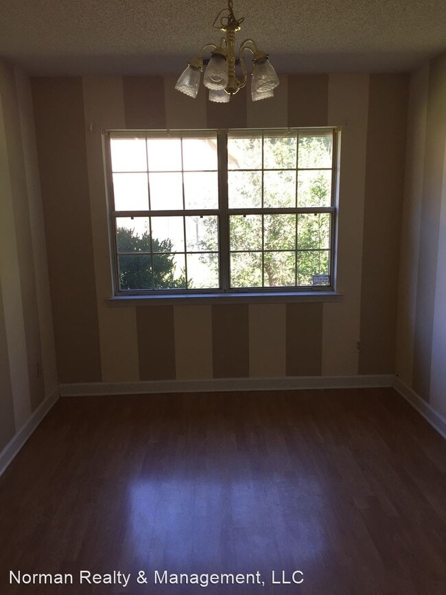 Foto del edificio - 3 br, 2 bath House - 811 Sagewood