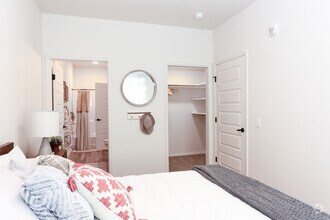 1BD, 1BA - 880SF - Wintergreen Apartments