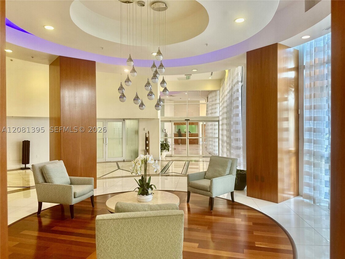 Foto del edificio - 6301 Collins Ave