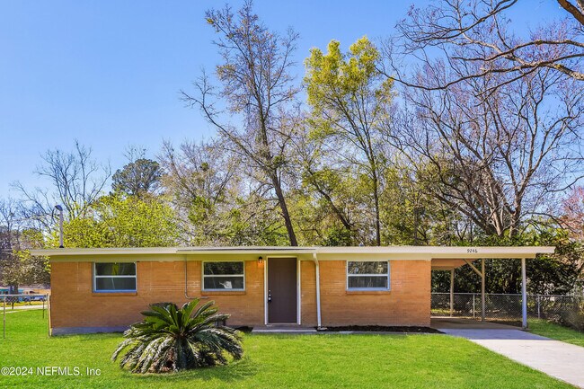 Foto del edificio - 9246 Spottswood Rd