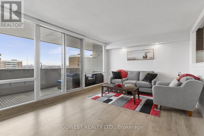 Photo du bâtiment - 240-1240 Scarlett Rd