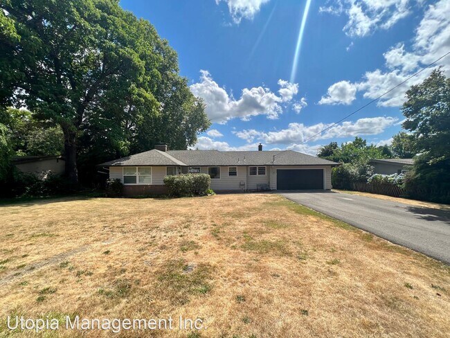 Foto del edificio - 3 br, 1 bath House - 1650 NW 1st St