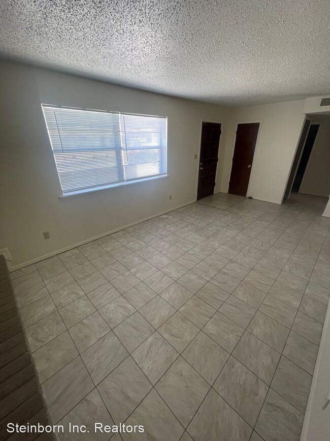 Building Photo - 2 br, 1 bath House - 1004 Glendale Dr.