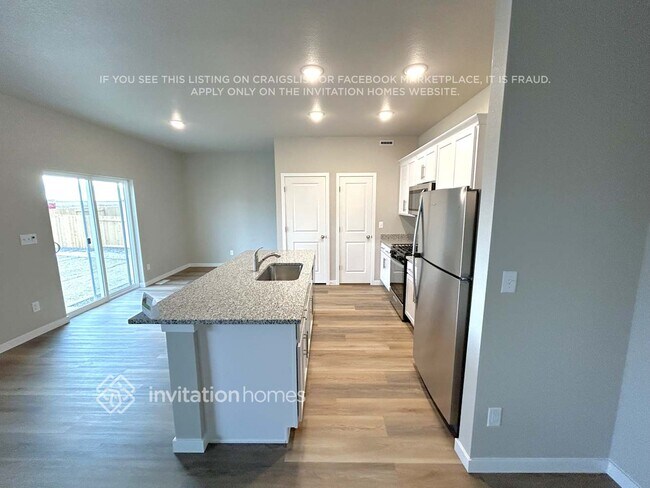 Foto del edificio - 7410 Green River Ave