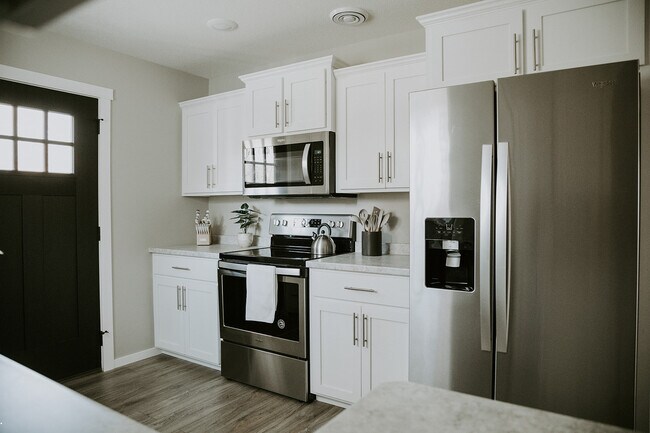 Building Photo - 2543 Arrowwood Dr NW
