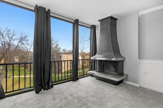 Photo - 8689 Greenbelt Rd House