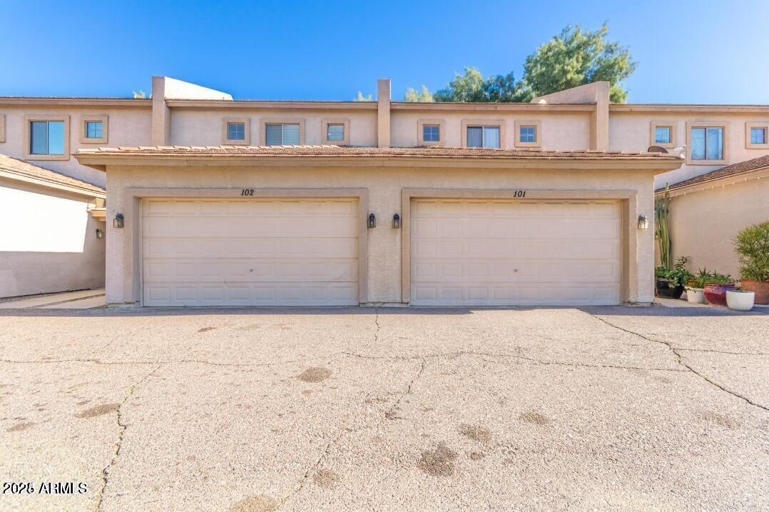 Foto principal - 2215 N 27th St