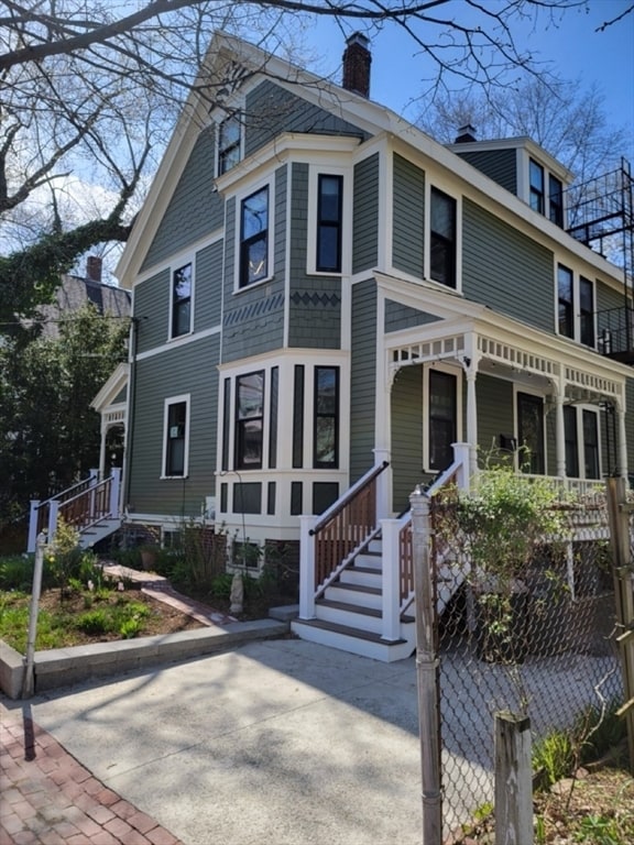 Primary Photo - 35 Creighton St