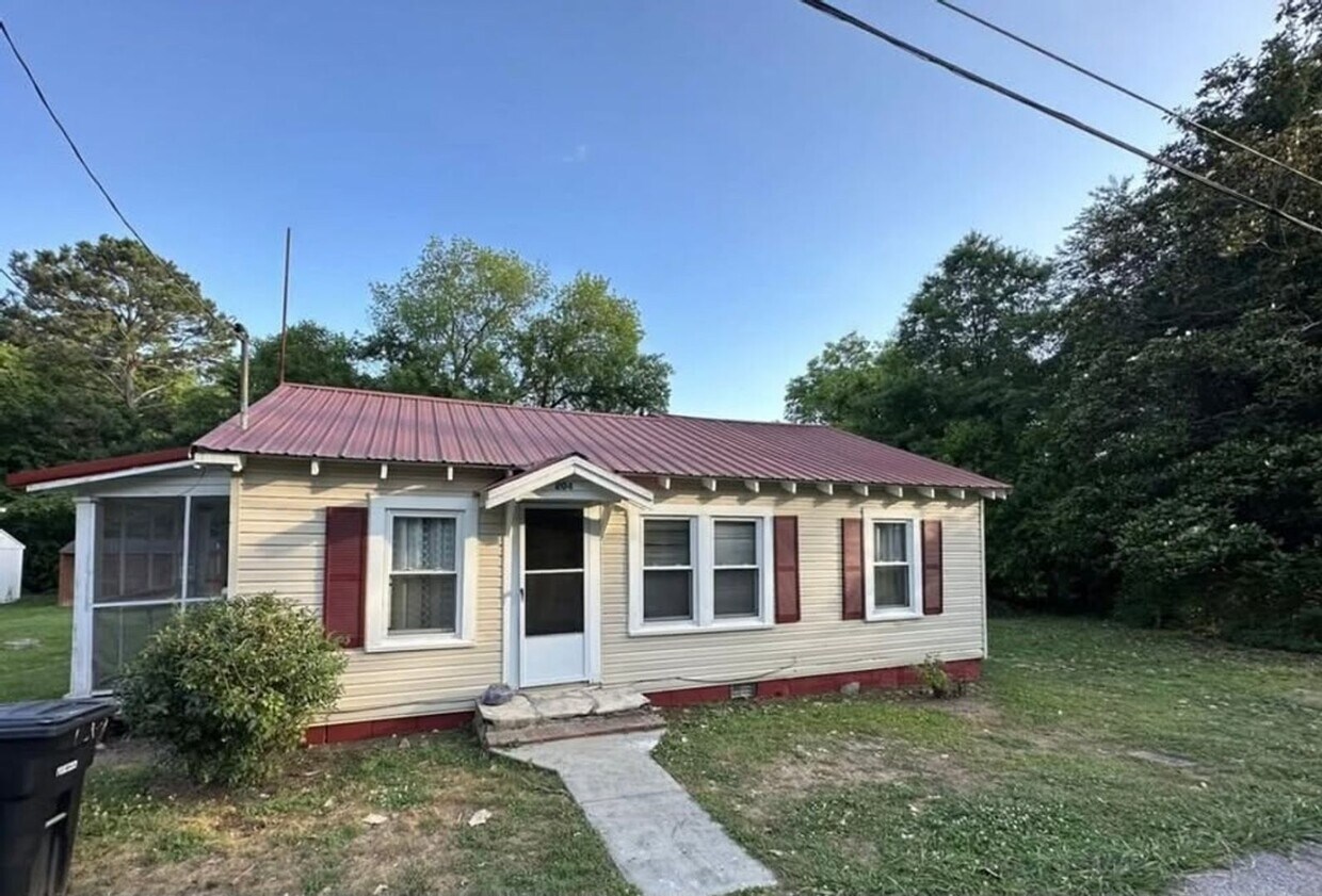 Foto principal - 204 East 16th St SW