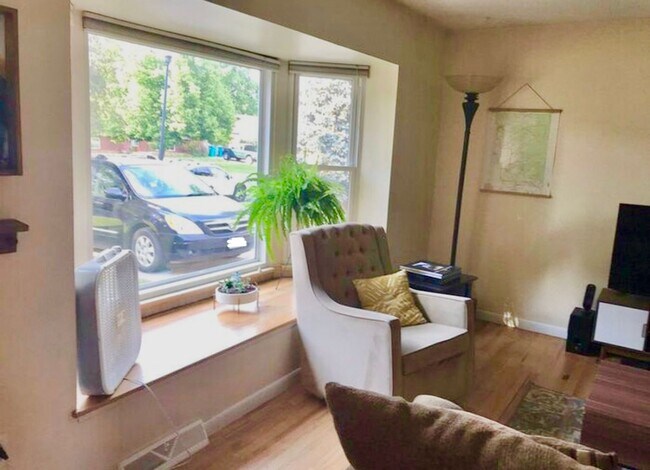 Foto del edificio - Partially Remodeled Home in Prime Fort Col...