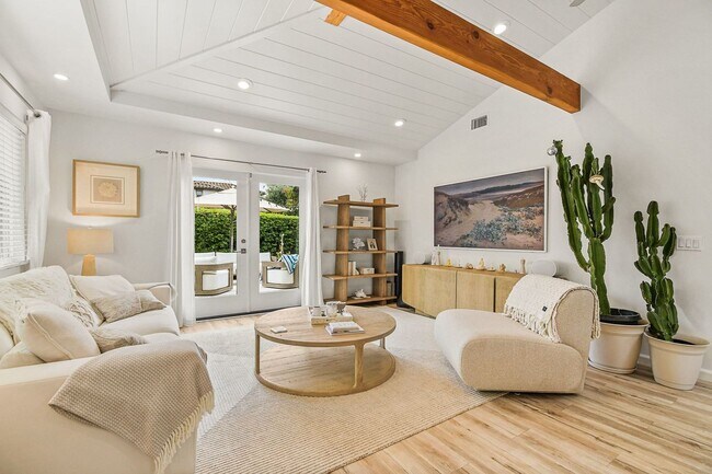 Foto del edificio - Encinitas Gem with Serene Spaces, Inside and Out  - Available May 2026!