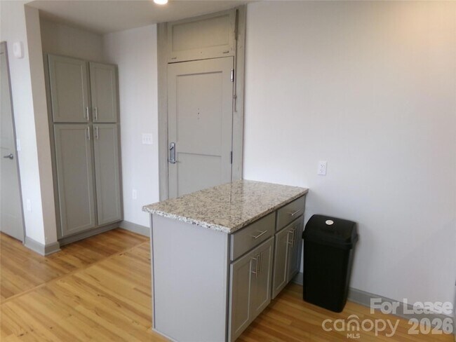 Foto del edificio - 197 N 2nd St