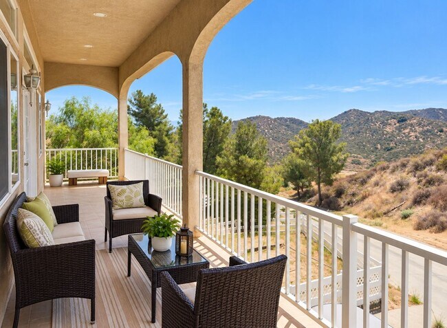 Foto del edificio - 31325 Sloan Canyon Rd