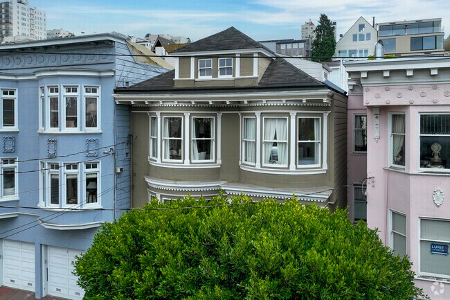 Alternate exterior - 2327 Green St