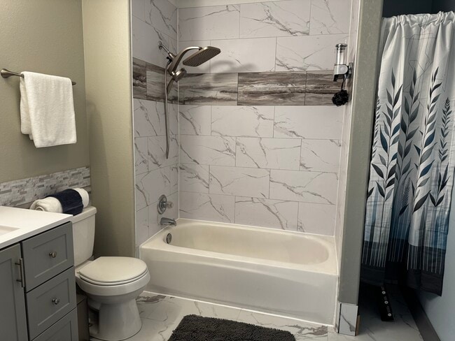Building Photo - 2525 Azurite Ct