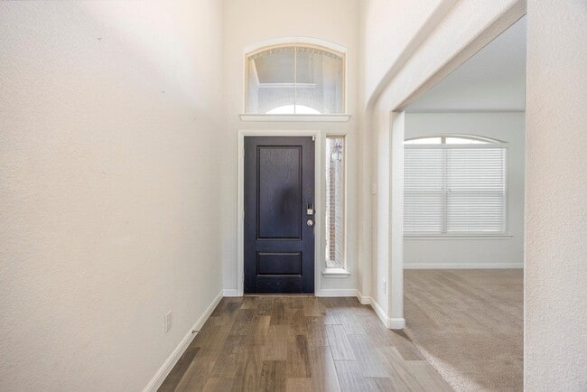 Photo - 2405 Pumpjack Dr House