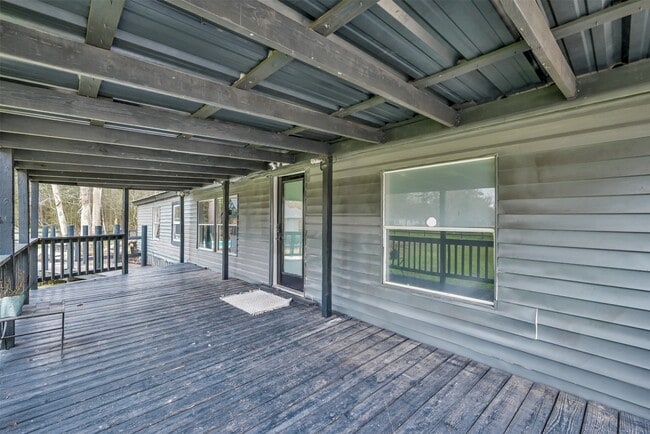 Building Photo - 22603 Tuwa Rd