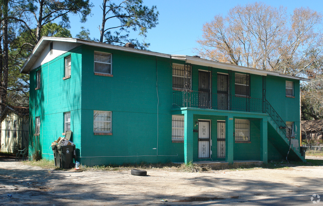 Foto principal - 4322 Wilson St