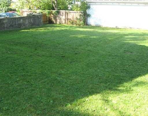 Yard Photo - 705 Oakwood