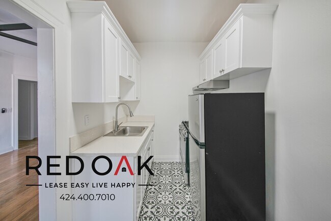 Foto del edificio - 523 S Westmoreland Ave
