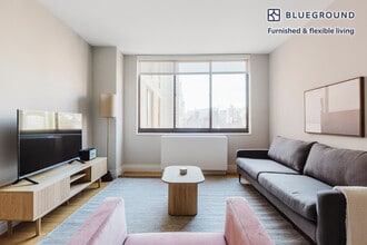 Building Photo - 155 E 31st St