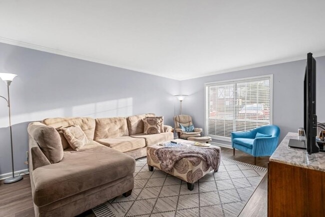 Foto del edificio - 6851 Roswell Rd NE