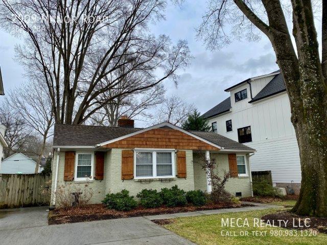 Foto principal - 2909 Manor Rd