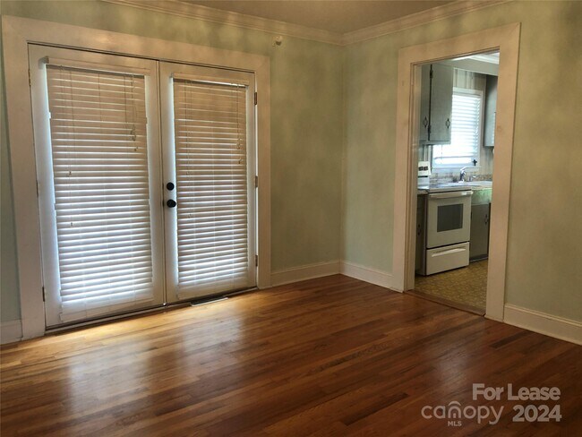 Foto del edificio - 312 Ridge Dr