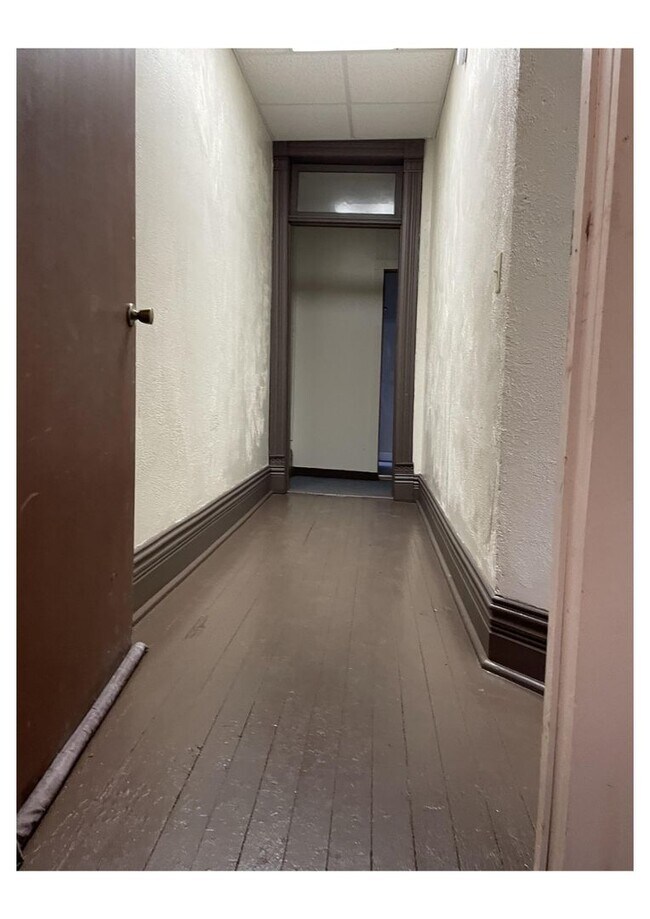 Foto del edificio - 9571 - 108/110 East Main St (MCPHEARSON BUILDING)