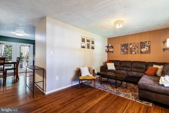 Building Photo - 12456 San Jose Ln