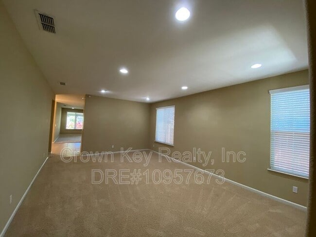 Building Photo - 2223 Ocean Point Way