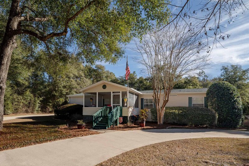 Photo - 2671 Oscar Harvey Road