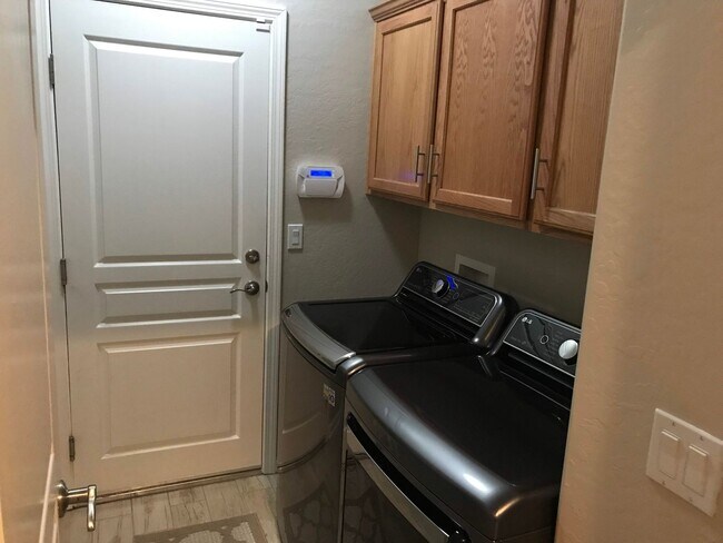 Foto del edificio - 55+ community @ Sierra Canyon in Somersett