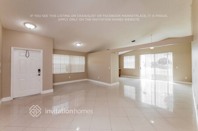 Building Photo - 1544 NW 158th Ave