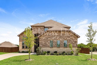 Building Photo - 838 Poppie Ln