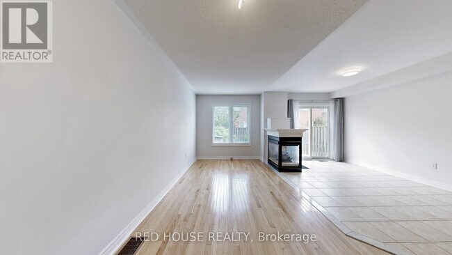 Building Photo - 47 Heritage Hollow Estate St