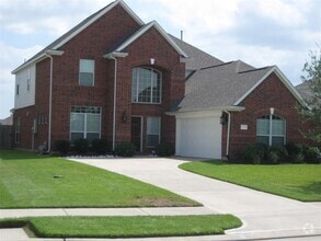Building Photo - 2220 Longspur Ln
