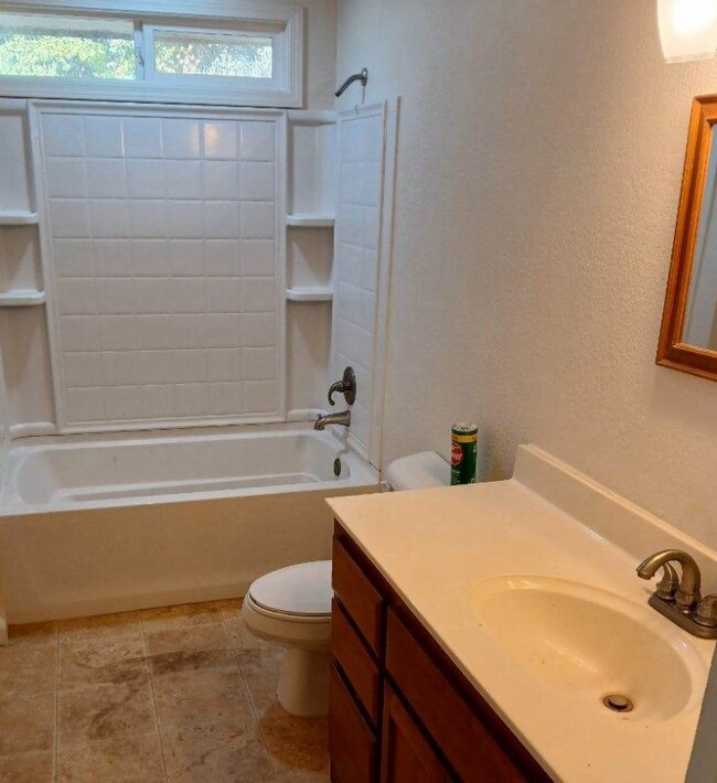 Foto del edificio - 17501 Tannery Ln