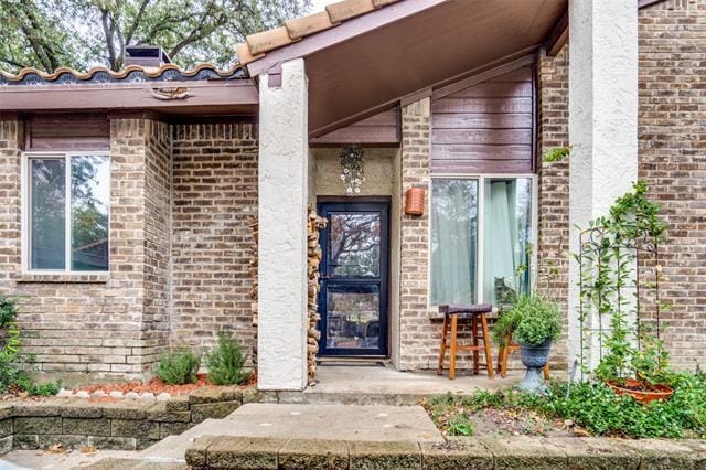 Building Photo - 14151 Montfort Dr