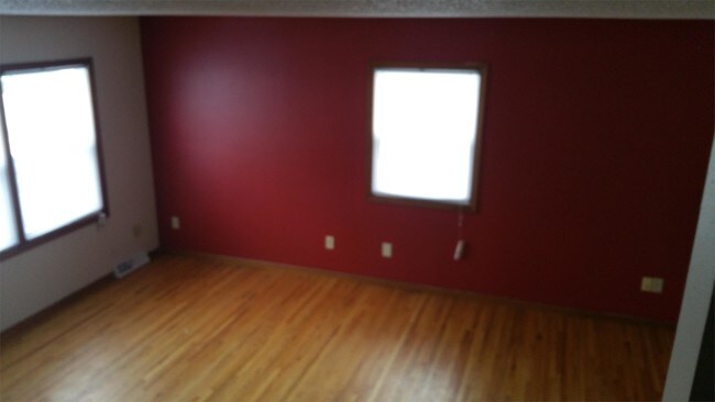 Building Photo - 1229 East Ave S