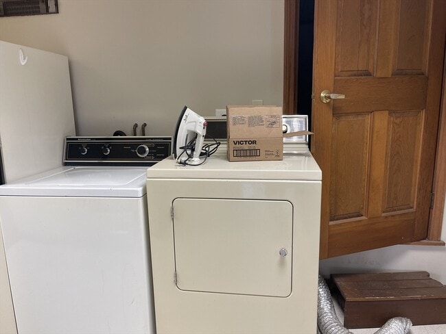 Building Photo - 578 Marrett Rd