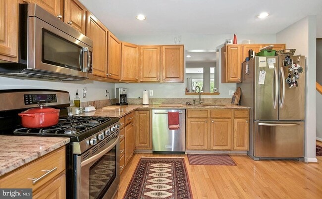 Building Photo - 12062 Edgemere Cir